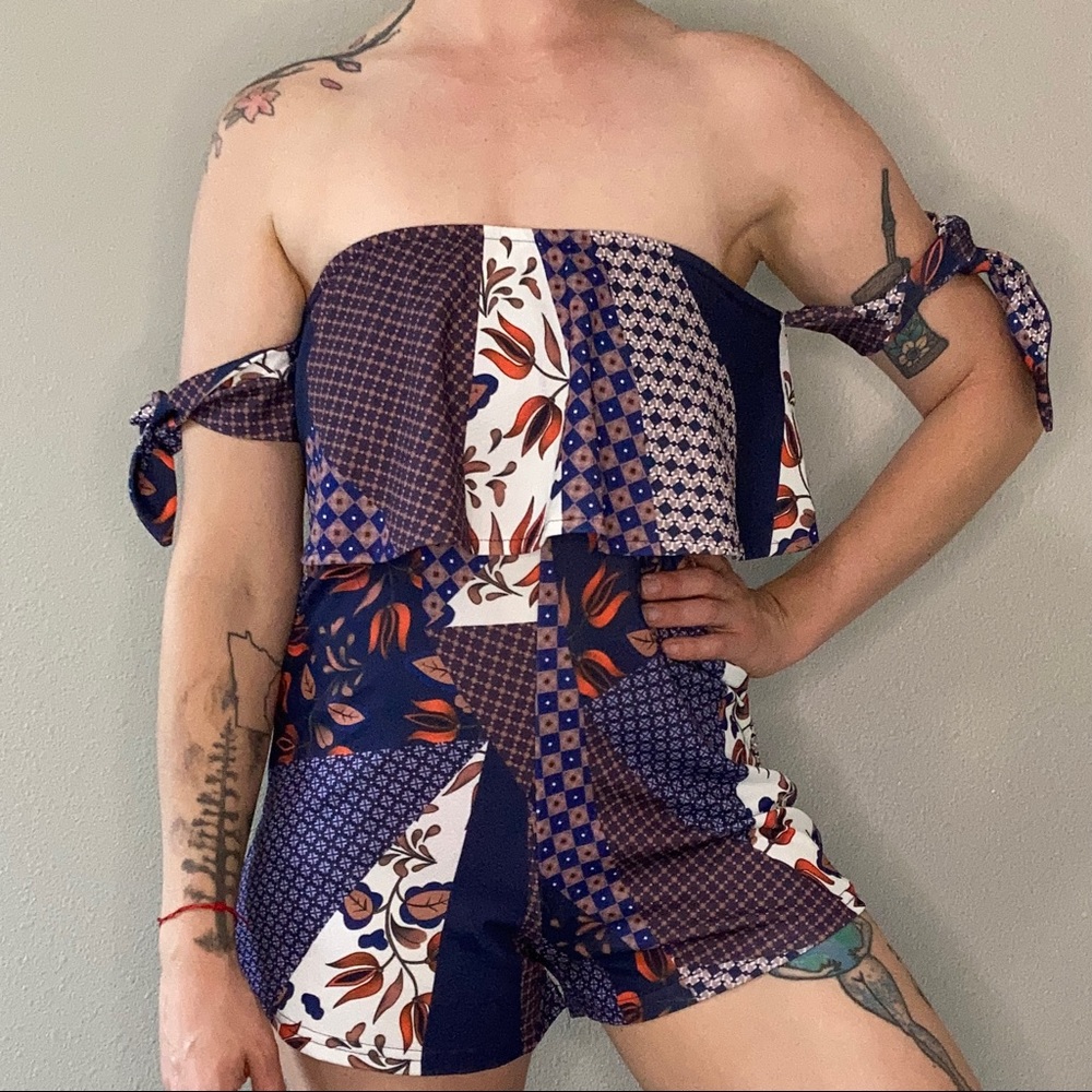 Off the shoulder patterned romper